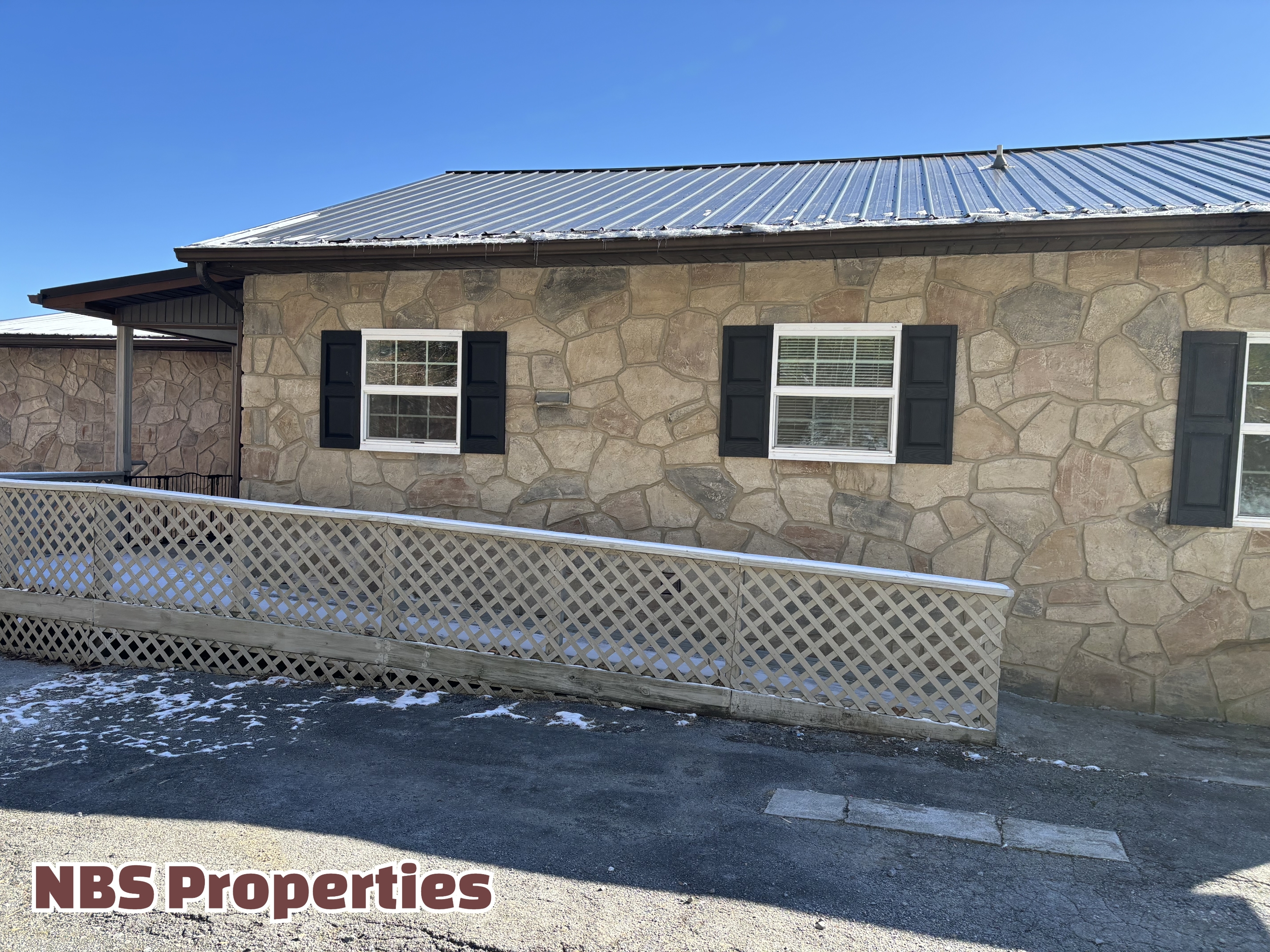 143 McCully Lane